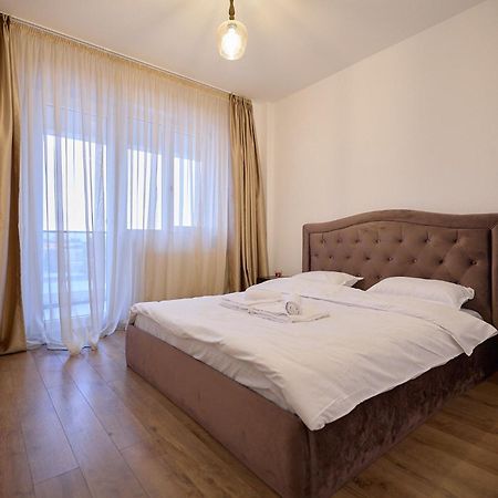 Cozy Collection Apartments At Palas Mall 이아시 외부 사진