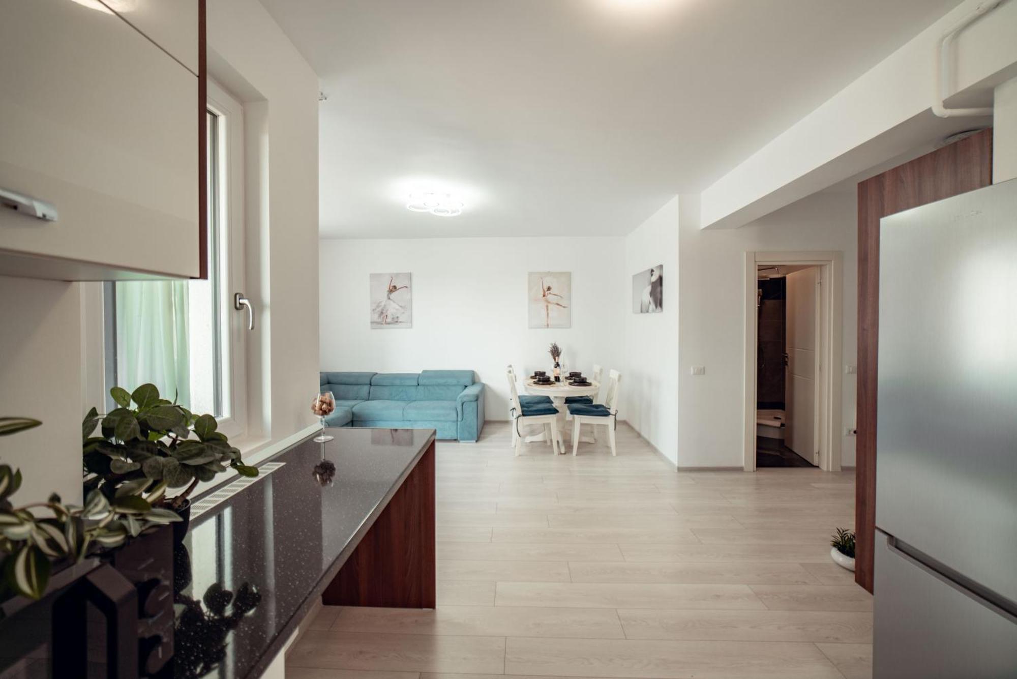 Cozy Collection Apartments At Palas Mall 이아시 외부 사진